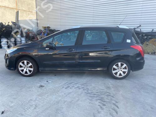Used Left front door Left front door 36590989 36590989