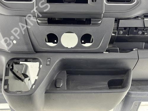 Dashboard RENAULT MASTER III Van (FV) 2.3 dCi 135 FWD (FV0N, FV08, FV06, FV00, FV1S) | BP32117963C46 - Image 9