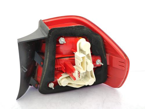 Left taillight BMW 3 (E90) 320 d | BP23742423C34 - Image 2