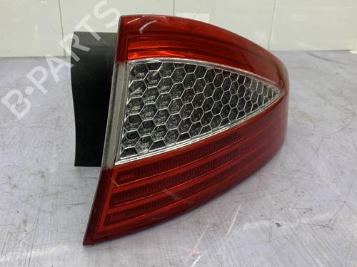 Right taillight FORD MONDEO IV (BA7) 1.8 TDCi | BP23700772C35 