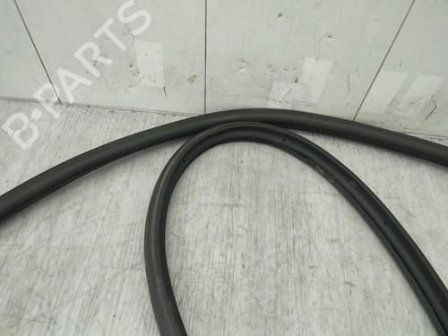 Rubber door seal CITROËN C5 AIRCROSS (A_) 1.2 PureTech 130 (ARHNSJ) | BP25977875C142