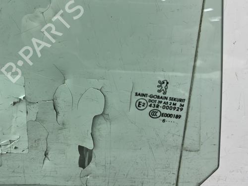 Used Rear right door window Rear right door window 33420930 33420930