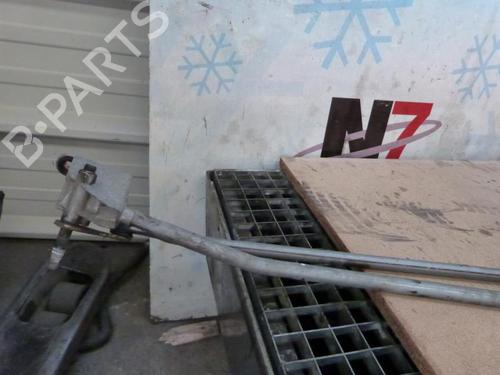 Front wiper motor PEUGEOT 807 (EB_) 2.2 HDi | BP23689287M29 - Image 6