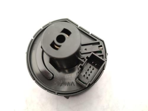 headlight-switch-seat-leon-5f1-2012-2013-2014-2015-2016-2017-2018-2019-2020-2021-23732882 main image