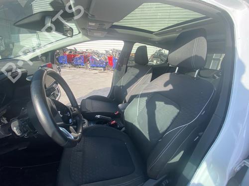 Interiør tag FORD FIESTA VII (HJ, HF) 1.0 EcoBoost | BP36792860I12 - Image 87