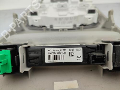 Interior roof light CITROËN C4 II (NC_) 1.6 HDi 90 | BP23709407I8