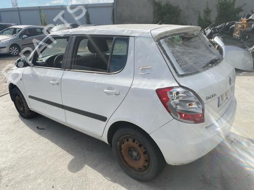 Dashboard SKODA FABIA II (542) 1.6 TDI | BP37079446C46 - Image 36