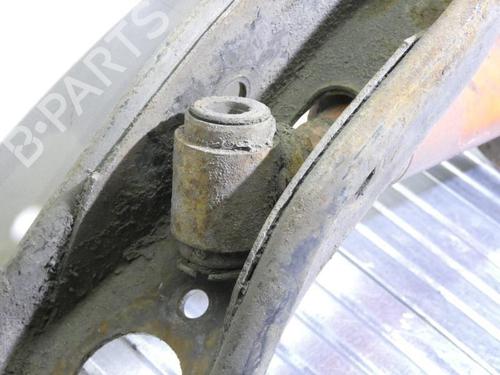 Used Right front shock absorber Right front shock absorber RENAULT 18 (134_) [1978-1994] 23664180 23664180