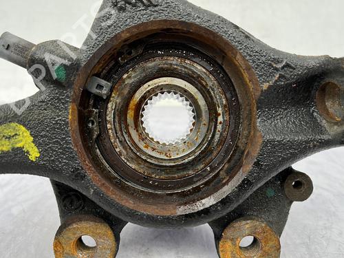 Right front steering knuckle OPEL CORSA F (P2JO) 1.2 (68) | BP31592917M26 