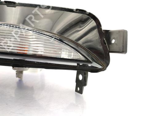 left-front-indicator-renault-megane-iv-hatchback-b9amn_-2015-23753163 main image