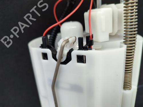 Used Fuel pump Fuel pump OPEL CORSA D (S07) 1.0 (L08, L68) (65 hp) 23680065 23680065