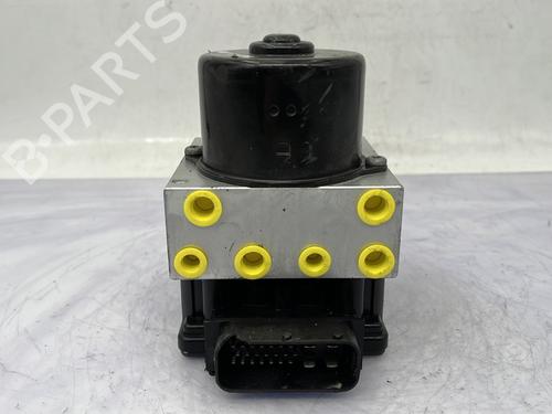 Used ABS pump RENAULT TWINGO I (C06_) 1.2 16V (C060) (60 hp) 30614630
