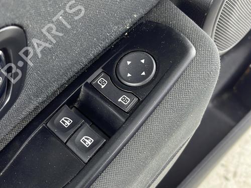 Left front door RENAULT MEGANE III Hatchback (BZ0/1_, B3_) 1.5 dCi (BZ0C) | BP30125618C2 