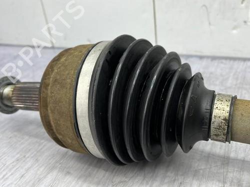 Used Left front driveshaft Left front driveshaft NISSAN NV400 Van (X62, X62B) dCi 130 (130 hp) 23678681 23678681
