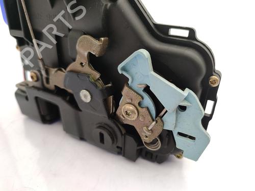 Rear right lock VW GOLF V (1K1) 1.9 TDI | BP23756798C99 