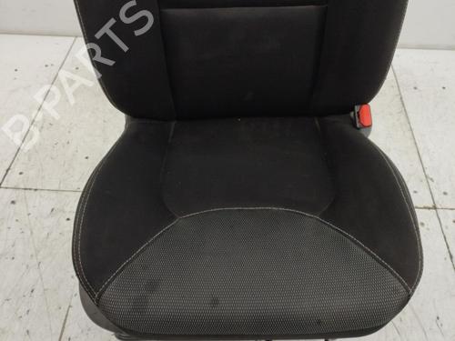 Right front seat RENAULT CLIO IV (BH_) 1.5 dCi 90 | BP32066779C16 
