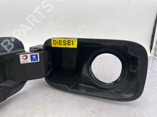 Used Fuel flap Fuel flap 39461924 39461924