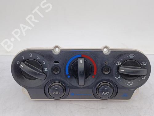 Used Climate control FORD FIESTA V (JH_, JD_) 1.4 TDCi (68 hp) 23712350
