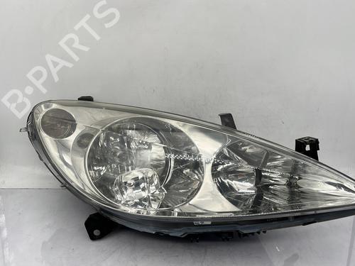 Used Right headlight PEUGEOT 307 (3A/C) 2.0 HDi 110 (107 hp) 30132271