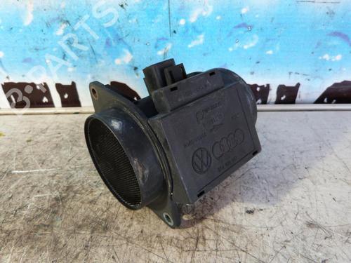 Used Mass air flow sensor VW GOLF IV (1J1) 1.4 16V (75 hp) 23669063