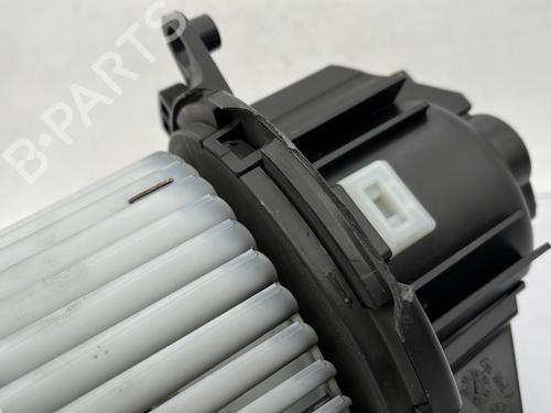 Used Heater blower motor Heater blower motor PEUGEOT 3008 II SUV (MC_, MR_, MJ_, M4_) 1.6 BlueHDi 120 (120 hp) 25147662 25147662