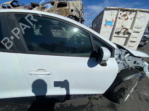Used Right front door Right front door 38779922 38779922