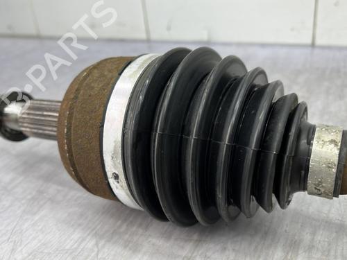 Right front driveshaft RENAULT MEGANE III Hatchback (BZ0/1_, B3_) 1.5 dCi (BZ09, BZ0D, BZ1W, BZ29, BZ14) | BP23680570M39 