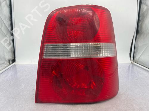 Høyre baklys Høyre baklys VW TOURAN (1T1, 1T2) 1.9 TDI (100 hp) 37531303 37531303