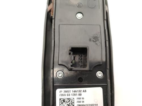 Used Left front window switch Left front window switch FORD C-MAX (DM2) 2.0 TDCi (136 hp) 23678972 23678972