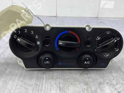 Climate control FORD FIESTA V (JH_, JD_) 1.4 TDCi | BP23705826I5 