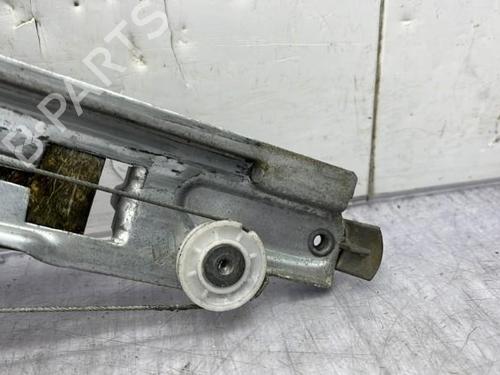 Rear left window mechanism RENAULT MEGANE II (BM0/1_, CM0/1_) 1.5 dCi (BM0F, BM0T, BM2B, CM0F, CM0T) | BP23742390C24 