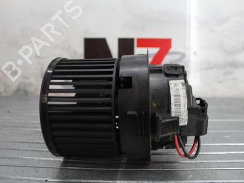 Used Heater blower motor Heater blower motor PEUGEOT 208 I (CA_, CC_) 1.6 HDi (92 hp) 23666790 23666790
