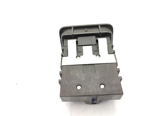 Used Switch Switch MERCEDES-BENZ A-CLASS (W176) A 180 CDI / d (176.012) (109 hp) 23741166 23741166