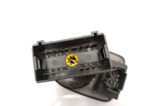 Headlight switch SEAT IBIZA IV SC (6J1, 6P5) 1.4 TSI Cupra | BP23681458I24 