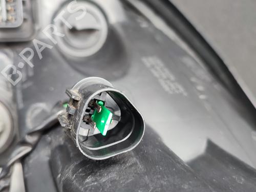 Right headlight HYUNDAI TUCSON (JM) 2.0 CRDi All-wheel Drive | BP23680398C29 