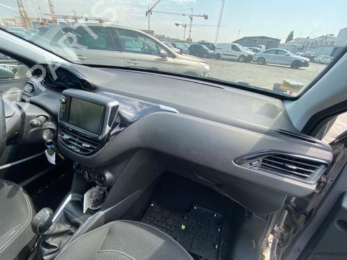 Used Dashboard Dashboard 38080976 38080976