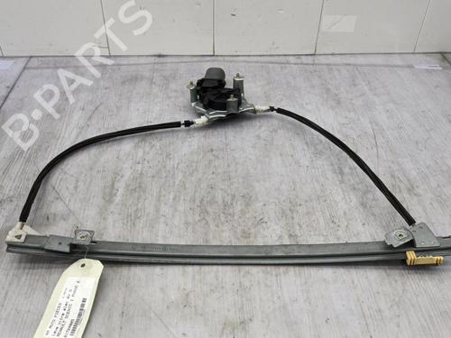 Lève-vitre avant droit RENAULT SCÉNIC I MPV (JA0/1_, FA0_) 1.9 dCi (JA05, JA1F) (102 hp) 23707816