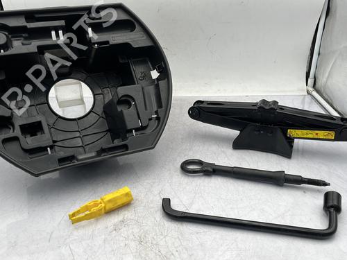 Used Jack Kit PEUGEOT 208 I (CA_, CC_) 1.6 HDi (92 hp) 29748500