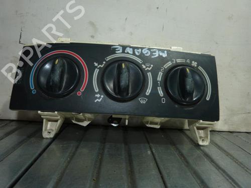 AC-Styringsenhed/Manøvreenhed RENAULT MEGANE I (BA0/1_) 1.9 D Eco (BA0A, BA0U, BA0R) (64 hp) 23671018