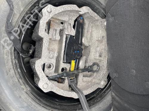 Headrest CITROËN C5 III (RD_) 2.0 HDi 140 (RDRHF8, RDRHFA, RDRHA8, RDRHAJ) | BP23730786I31  - Image 76