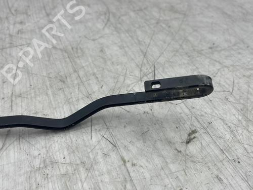 Front windshield wiper arm CHRYSLER VOYAGER / GRAND VOYAGER III (GS_, NS_) 2.5 TD | BP23703369C143 