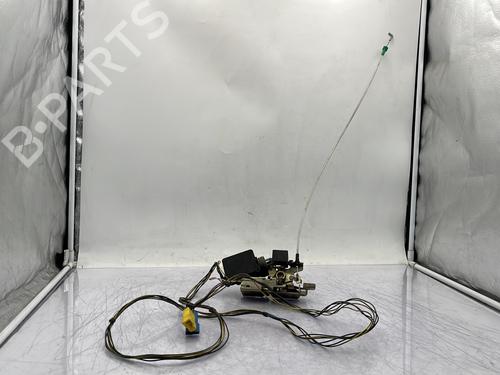 Used Front left lock Front left lock MERCEDES-BENZ SPRINTER 2-t Van (B901, B902) 211 CDI (901.661, 901.662, 902.661, 902.662) (109 hp) 32302086 32302086