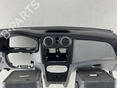 Tableau de bord DACIA SANDERO II 1.2 (75 hp) 30612185