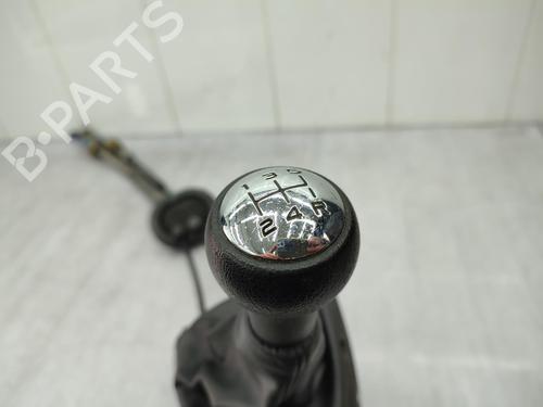 Gear lever PEUGEOT 308 I (4A_, 4C_) 1.6 HDi | BP23742408M90 