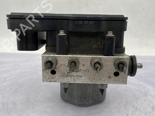 ABS pump DACIA DUSTER (HM_) 1.5 dCi 115 4x4 (HMAD) | BP29839386M43