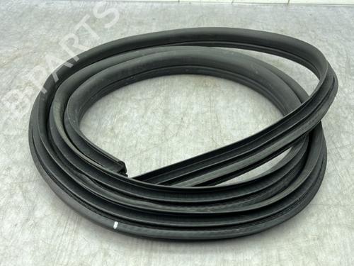 goma-contorno-puerta-dacia-spring-2020-23758112 main image