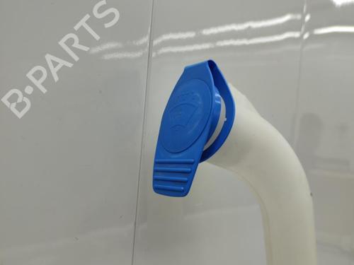 Used Windscreen washer tank VW POLO (9N_, 9A_) 1.4 16V (75 hp) 23674547