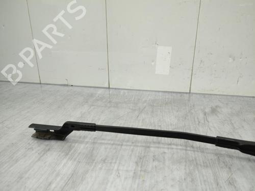 Front windshield wiper arm PEUGEOT 308 SW I (4E_, 4H_) 1.6 HDi | BP23722186C143 