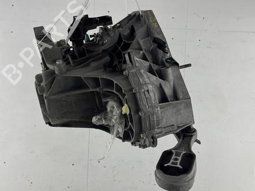 gearbox-renault-megane-iii-hatchback-bz01_-b3_-2008-23681922 main image