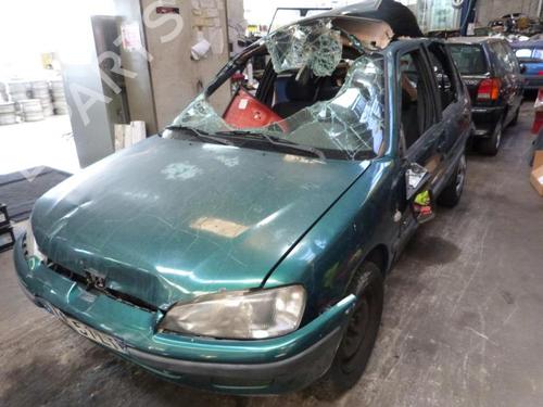 Left headlight PEUGEOT 106 II (1A_, 1C_) 1.4 i | BP23667917C28 